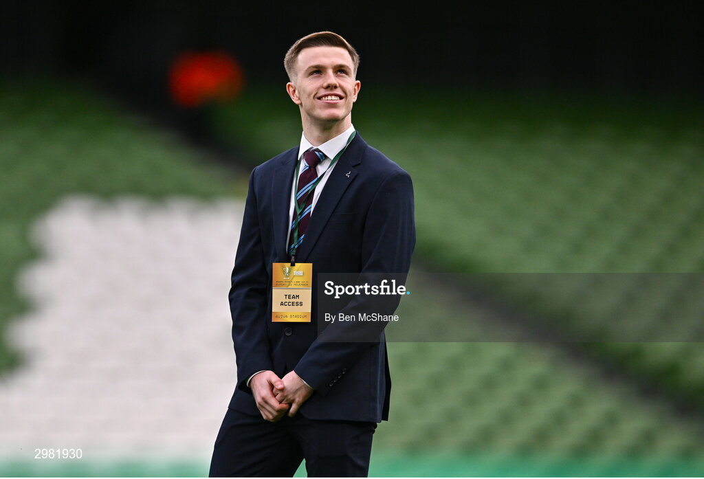 10 November 2024; Warren Davis of Drogheda United walks the pitch before the Sports Direct Men's FAI Cup Final match between Drogheda United and Derry City at the Aviva Stadium in Dublin. Photo by Ben McShane/Sportsfile