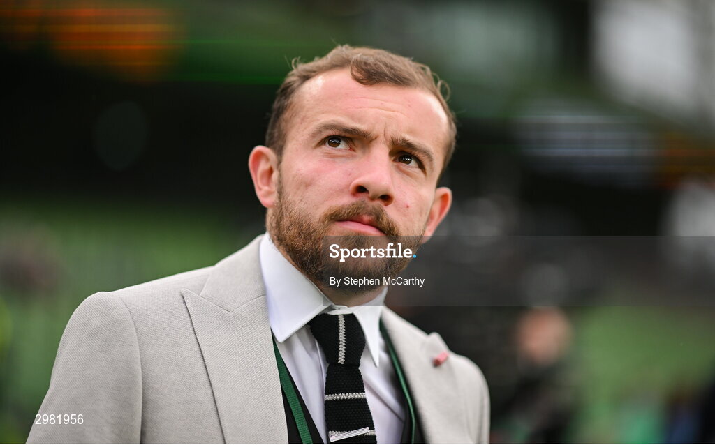 10 November 2024; Paul McMullan of Derry City walks the pitch before the Sports Direct Men's FAI Cup Final match between Drogheda United and Derry City at the Aviva Stadium in Dublin. Photo by Stephen McCarthy/Sportsfile