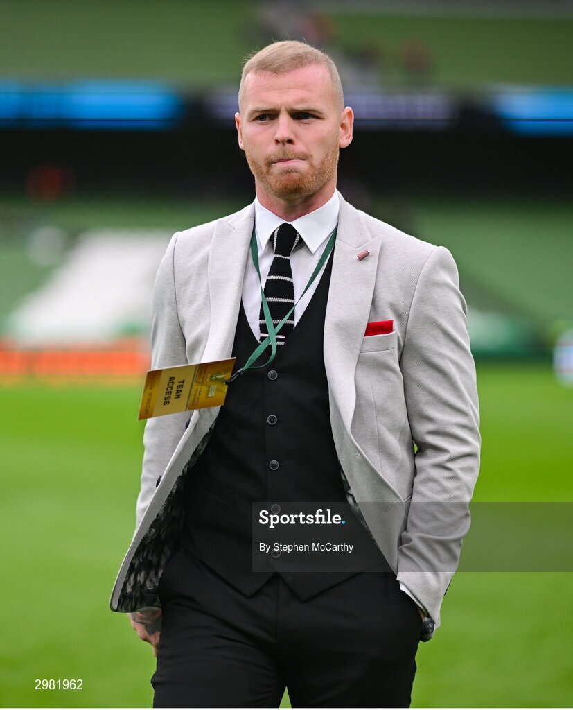 10 November 2024; Mark Connolly of Derry City walk the pitch before the Sports Direct Men's FAI Cup Final match between Drogheda United and Derry City at the Aviva Stadium in Dublin. Photo by Stephen McCarthy/Sportsfile