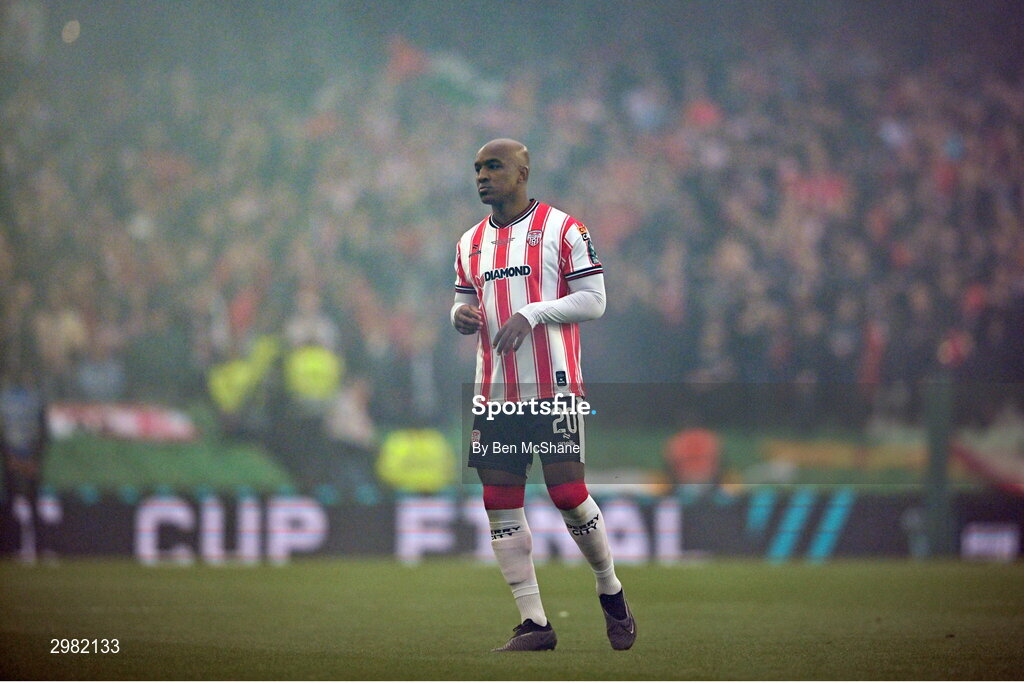 10 November 2024; Andre Wisdom of Derry City is clouded in snoke from flares as he awaits the game to start in the Sports Direct Men's FAI Cup Final match between Drogheda United and Derry City at the Aviva Stadium in Dublin. Photo by Ben McShane/Sportsfile