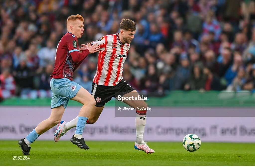 10 November 2024; Will Patching of Derry City in action against Shane Farrell of Drogheda United during the Sports Direct Men's FAI Cup Final match between Drogheda United and Derry City at the Aviva Stadium in Dublin. Photo by Stephen McCarthy/Sportsfile