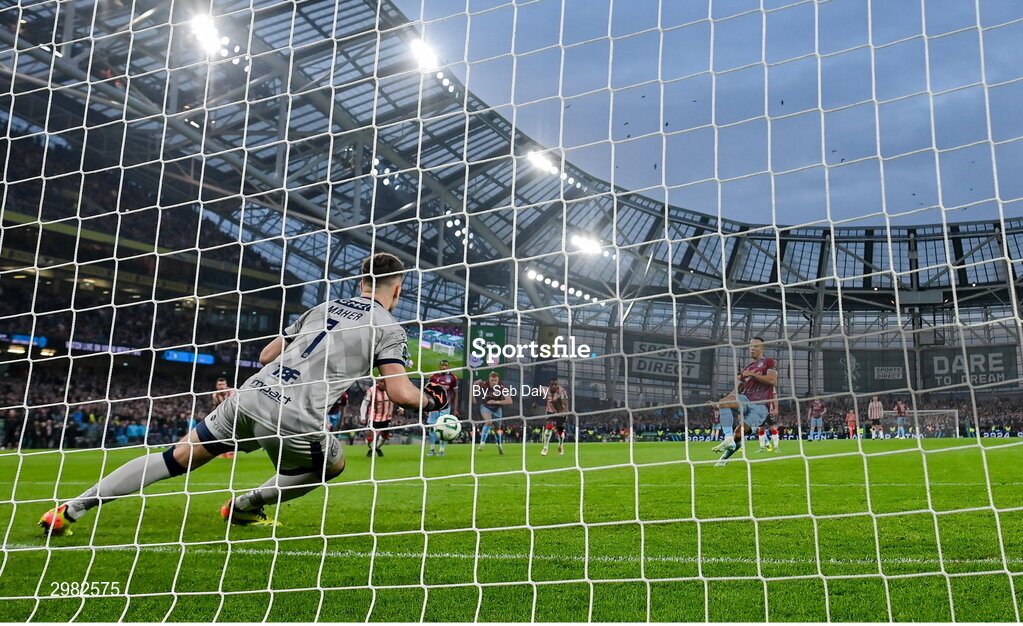 10 November 2024; Douglas James-Taylor of Drogheda United scores his side's second goal, from a penalty, during the Sports Direct Men's FAI Cup Final match between Drogheda United and Derry City at the Aviva Stadium in Dublin. Photo by Seb Daly/Sportsfile