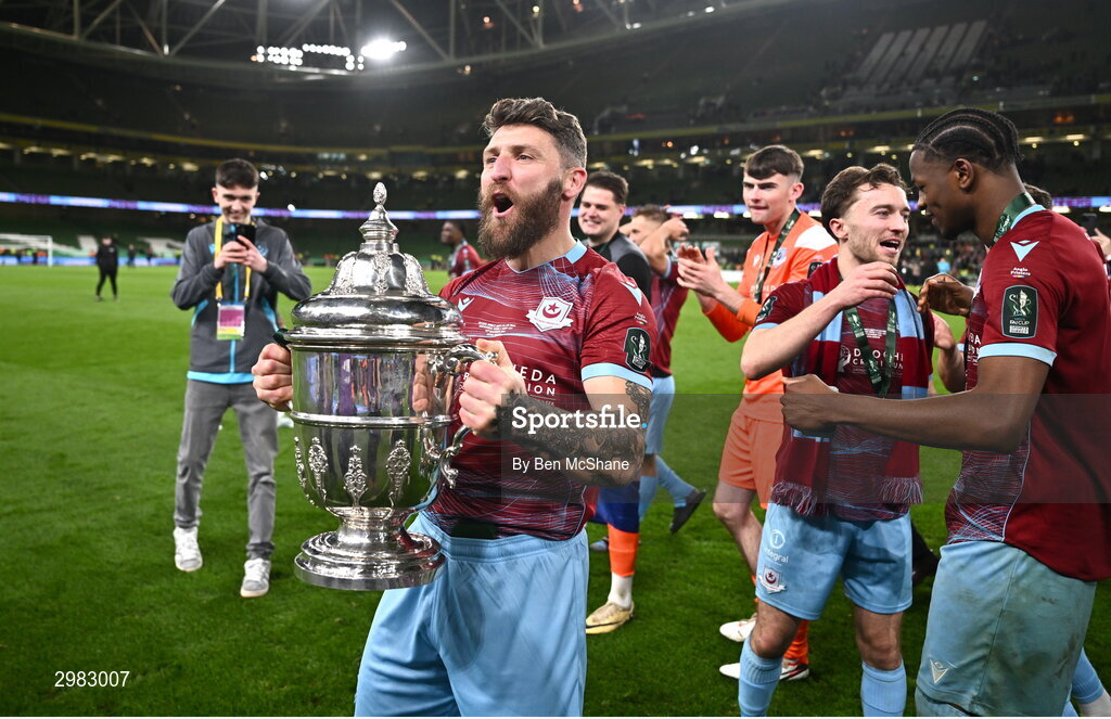 10 November 2024; Gary Deegan of Drogheda United celebrates with the cup after the Sports Direct Men's FAI Cup Final match between Drogheda United and Derry City at the Aviva Stadium in Dublin. Photo by Ben McShane/Sportsfile