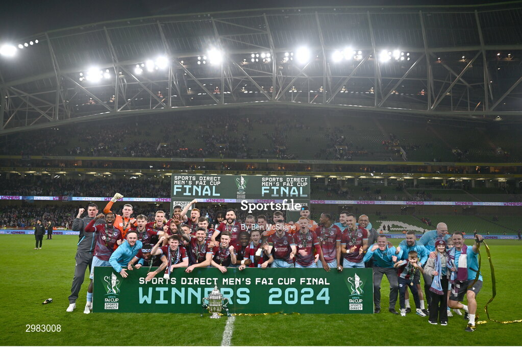10 November 2024; Drogheda United players and staff celebrate after the Sports Direct Men's FAI Cup Final match between Drogheda United and Derry City at the Aviva Stadium in Dublin. Photo by Ben McShane/Sportsfile