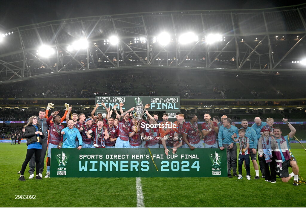 10 November 2024; Drogheda United players celebrate after the Sports Direct Men's FAI Cup Final match between Drogheda United and Derry City at the Aviva Stadium in Dublin. Photo by Stephen McCarthy/Sportsfile