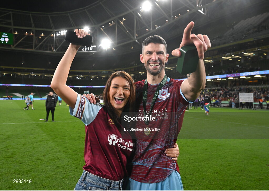 10 November 2024; Adam Foley of Drogheda United and his wife Nadine celebrate after the Sports Direct Men's FAI Cup Final match between Drogheda United and Derry City at the Aviva Stadium in Dublin. Photo by Stephen McCarthy/Sportsfile