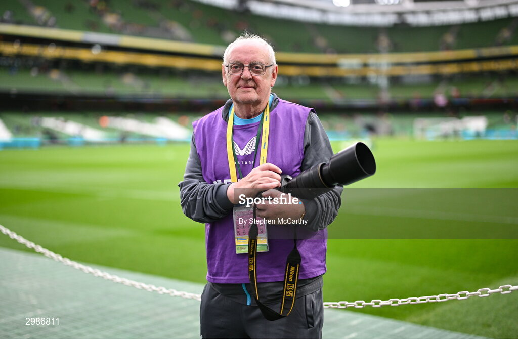 10 November 2024; Drogheda United club photographer Larry McQuillan before the Sports Direct Men's FAI Cup Final match between Drogheda United and Derry City at the Aviva Stadium in Dublin. Photo by Stephen McCarthy/Sportsfile