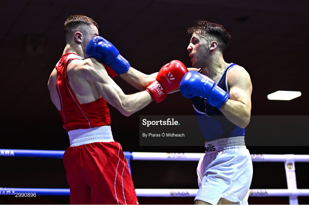13 November 2024; Malo Davis of Monkstown BC, Dublin, right, in action against Cian Cramer of Cabra Boxing Club, Dublin, during the 67kg quarter-final bout at the IABA National Elite Boxing Championships 2025 Finals at the National Boxing Stadium in Dublin. Photo by Piaras Ó Mídheach/Sportsfile