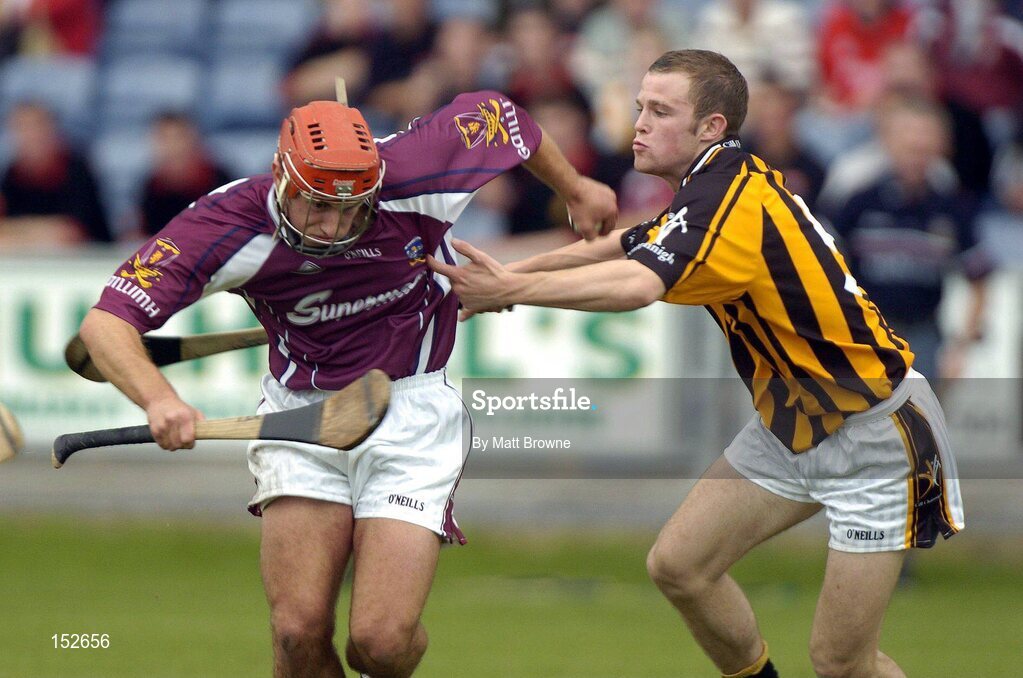 28 August 2004; Kenneth Burke, Galway, in action against Tommy Walsh, Kilkenny. Erin All-Ireland U21 Hurling Championship Semi-Final, Galway v Kilkenny, O'Moore Park, Portlaoise, Co. Laois.  Picture credit; Matt Browne / SPORTSFILE