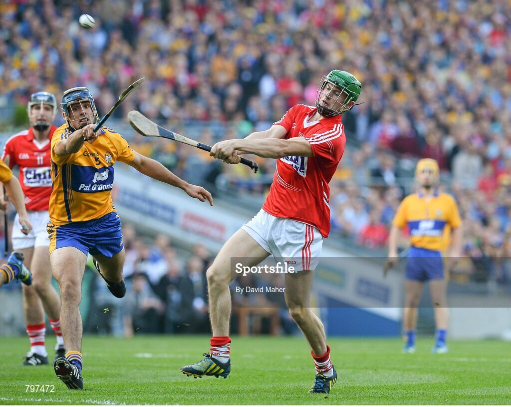28 September 2013; Seamus Harnedy, Cork, in action against Brendan Bugler, Clare. GAA Hurling All-Ireland Senior Championship Final Replay, Cork v Clare, Croke Park, Dublin. Picture credit: David Maher / SPORTSFILE