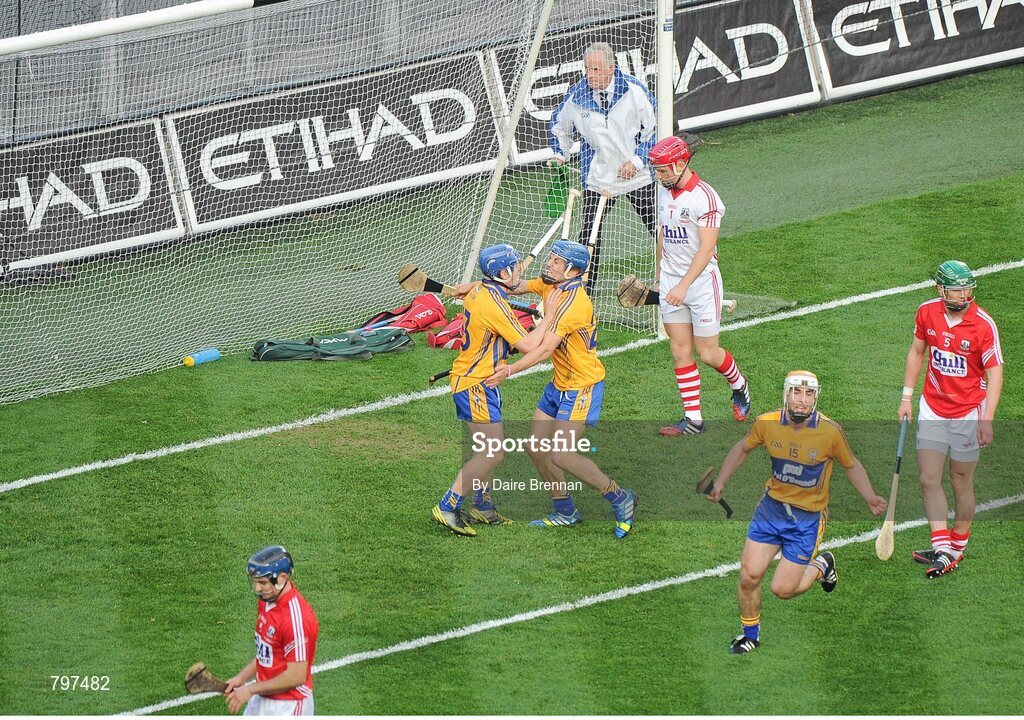 28 September 2013; Shane O'Donnell, Clare, celebrates with team-mate Pádraic Collins, left, after scoring his side's second goal. GAA Hurling All-Ireland Senior Championship Final Replay, Cork v Clare, Croke Park, Dublin. Picture credit: Daire Brennan / SPORTSFILE