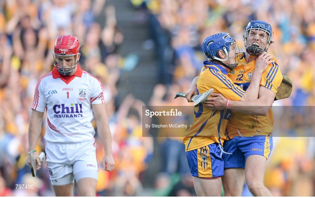 28 September 2013; Shane O'Donnell, Clare, celebrates after scoring his side's second goal with team-mate Padraic Collins, left. GAA Hurling All-Ireland Senior Championship Final Replay, Cork v Clare, Croke Park, Dublin. Picture credit: Stephen McCarthy / SPORTSFILE