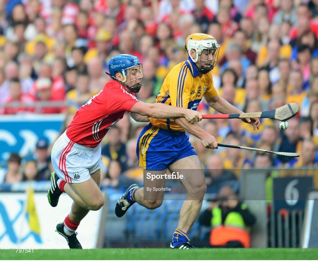 28 September 2013; Conor McGrath, Clare, in action against Conor O'Sullivan, Cork. GAA Hurling All-Ireland Senior Championship Final Replay, Cork v Clare, Croke Park, Dublin. Photo by Sportsfile