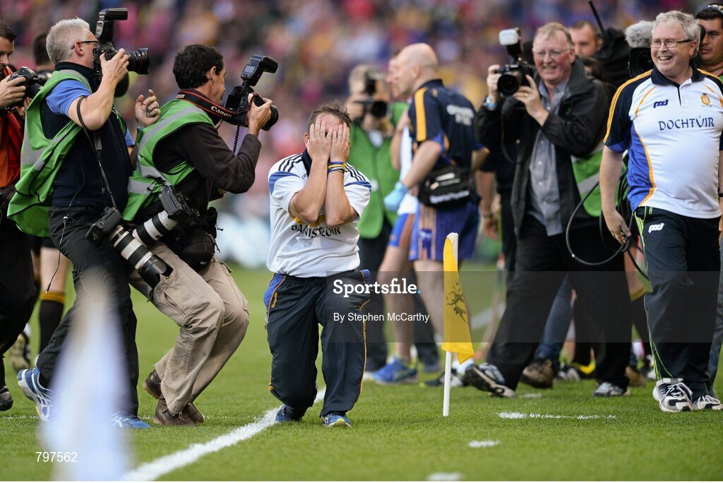 28 September 2013; Clare manager Davy Fitzgerald celebrates after his side's victory. GAA Hurling All-Ireland Senior Championship Final Replay, Cork v Clare, Croke Park, Dublin. Picture credit: Stephen McCarthy / SPORTSFILE