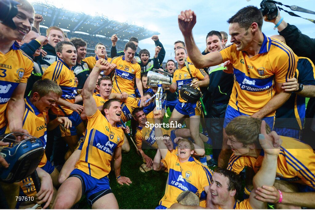 28 September 2013; Clare celebrate with the Liam MacCarthy cup after their side's victory. GAA Hurling All-Ireland Senior Championship Final Replay, Cork v Clare, Croke Park, Dublin. Photo by Sportsfile