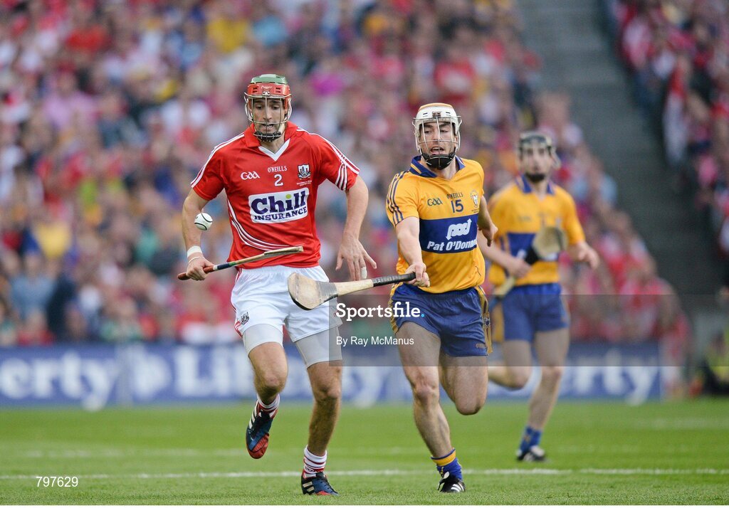 28 September 2013; Stephen McDonnell, Cork, in action against Conor McGrath, Clare. GAA Hurling All-Ireland Senior Championship Final Replay, Cork v Clare, Croke Park, Dublin. Picture credit: Ray McManus / SPORTSFILE