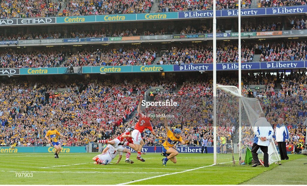 28 September 2013; Shane O'Donnell, Clare, watches the sliotar hit the back of the net for his side's third goal of the game. GAA Hurling All-Ireland Senior Championship Final Replay, Cork v Clare, Croke Park, Dublin. Picture credit: Ray McManus / SPORTSFILE