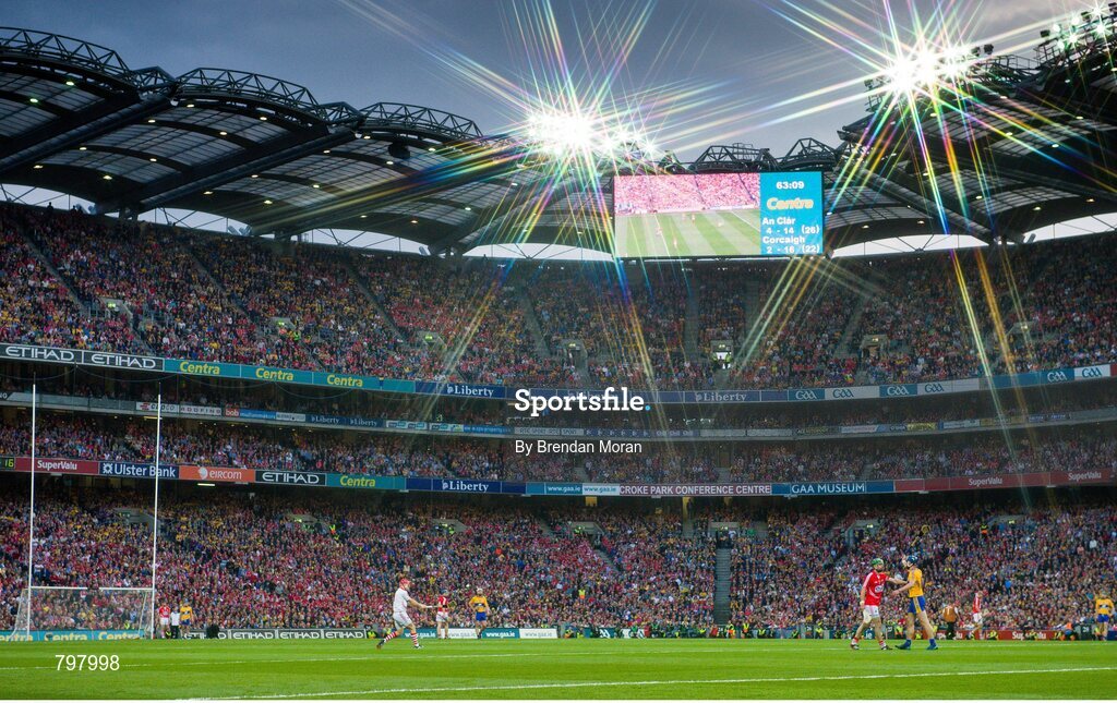 28 September 2013; Cork goalkeeper Anthony Nash takes a free late in the game. GAA Hurling All-Ireland Senior Championship Final Replay, Cork v Clare, Croke Park, Dublin. Picture credit: Brendan Moran / SPORTSFILE