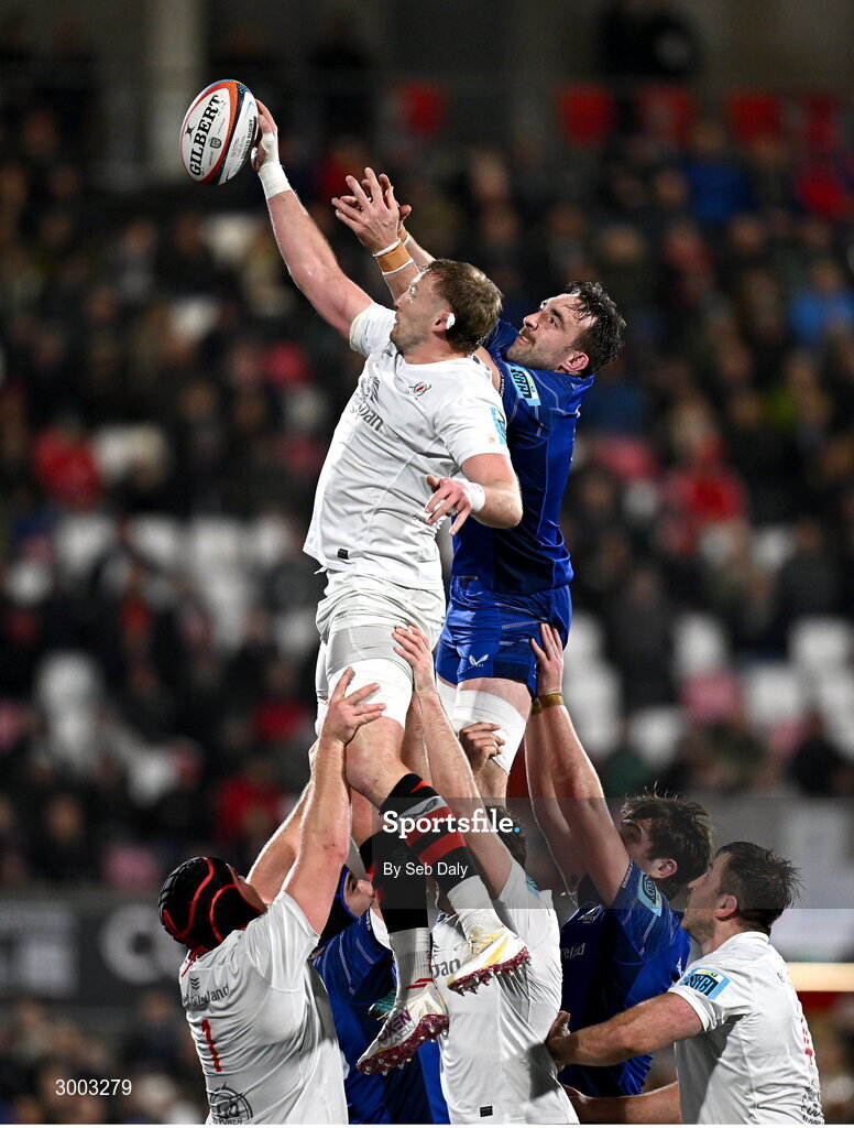 29 November 2024; Kieran Treadwell of Ulster takes possession in a lineout ahead of Jack Conan of Leinster during the United Rugby Championship match between Ulster and Leinster at Kingspan Stadium in Belfast. Photo by Seb Daly/Sportsfile