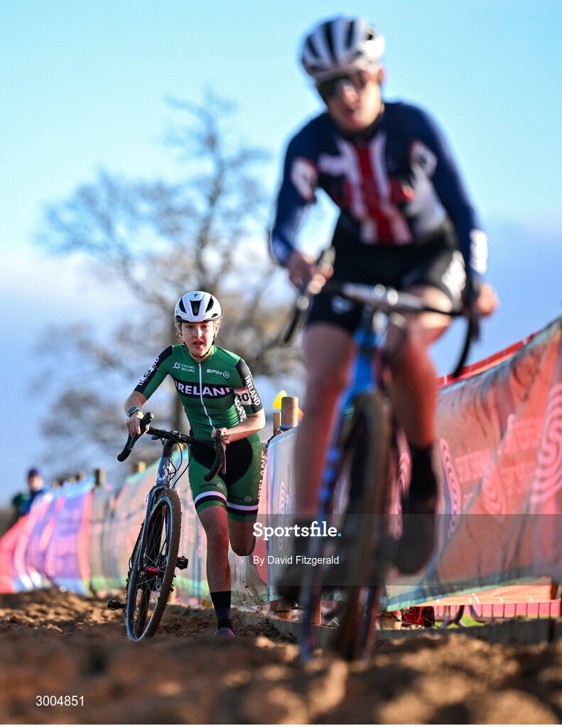 1 December 2024; Aoife O'Donovan of Ireland during the Women's U19 race at the UCI Cyclo-cross World Cup on the Sport Ireland Campus in Dublin. Photo by David Fitzgerald/Sportsfile