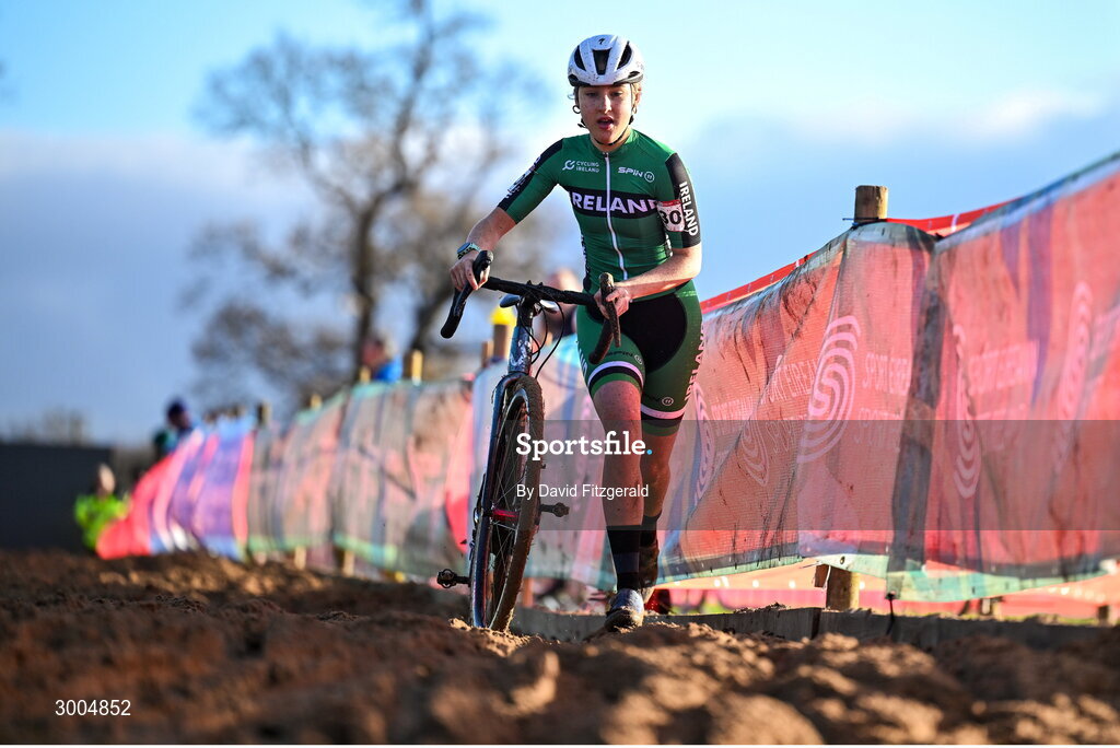 1 December 2024; Aoife O'Donovan of Ireland during the Women's U19 race at the UCI Cyclo-cross World Cup on the Sport Ireland Campus in Dublin. Photo by David Fitzgerald/Sportsfile