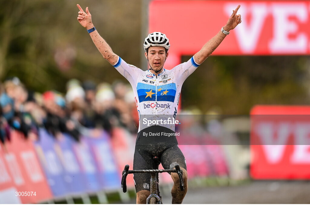 1 December 2024; Jente Michels of Belgium celebrates winning the Men's U23 race at the UCI Cyclo-cross World Cup on the Sport Ireland Campus in Dublin. Photo by David Fitzgerald/Sportsfile