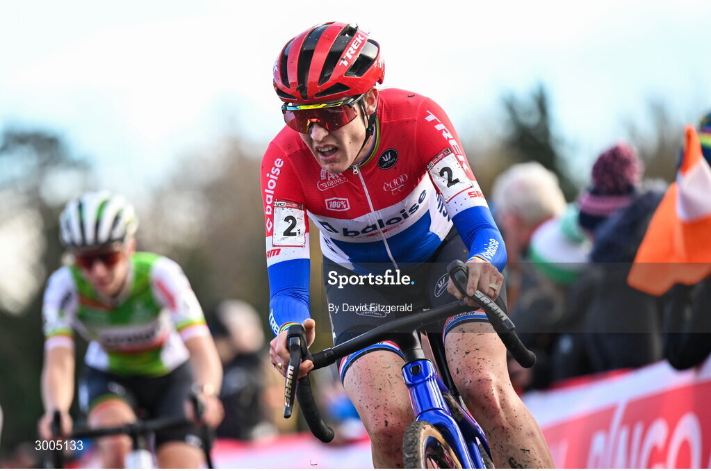 1 December 2024; Lucinda Brand of Netherlands during the Women's Elite race at the UCI Cyclo-cross World Cup on the Sport Ireland Campus in Dublin. Photo by David Fitzgerald/Sportsfile