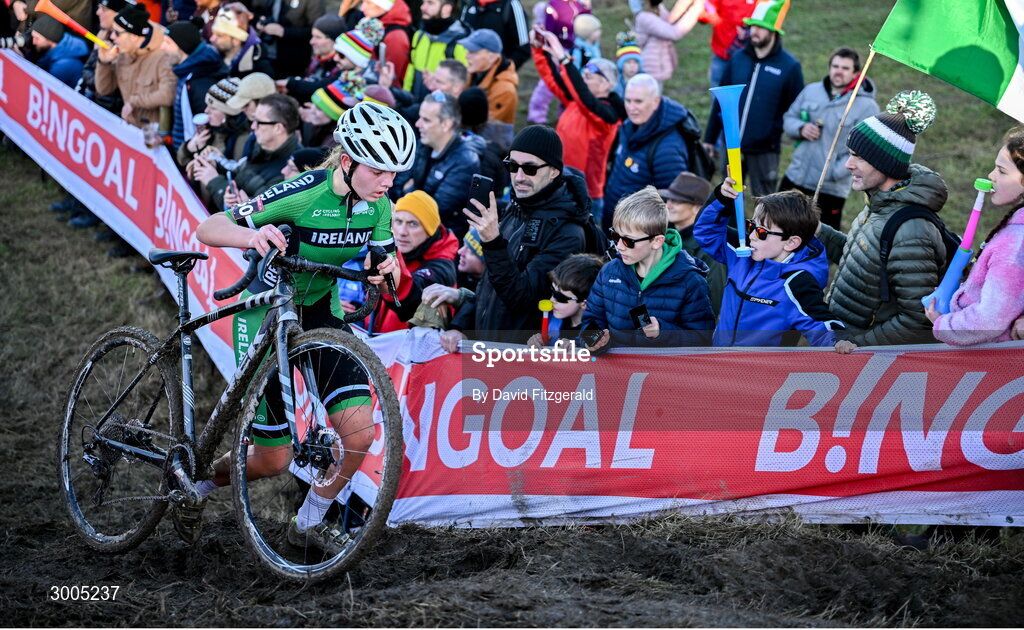 1 December 2024; Elena Wallace of Ireland during the Women's Elite race at the UCI Cyclo-cross World Cup on the Sport Ireland Campus in Dublin. Photo by David Fitzgerald/Sportsfile