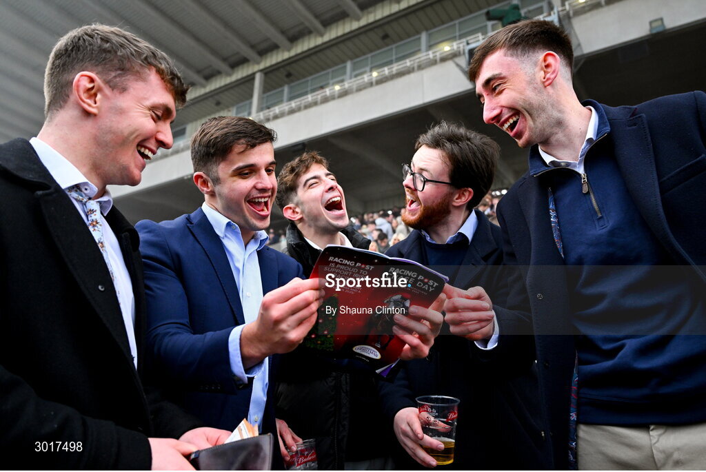 26 December 2024; Racegoers on day one of the Leopardstown Christmas Festival at Leopardstown Racecourse in Dublin. Photo by Shauna Clinton/Sportsfile