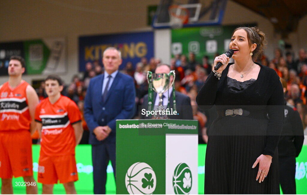 18 January 2025; Niamh Sheehy sings the Amhrán na bhFiann before the Basketball Ireland Men's Pat Duffy National Cup final match between Killester and UCC Demons at the National Basketball Arena in Tallaght, Dublin. Photo by Shauna Clinton/Sportsfile