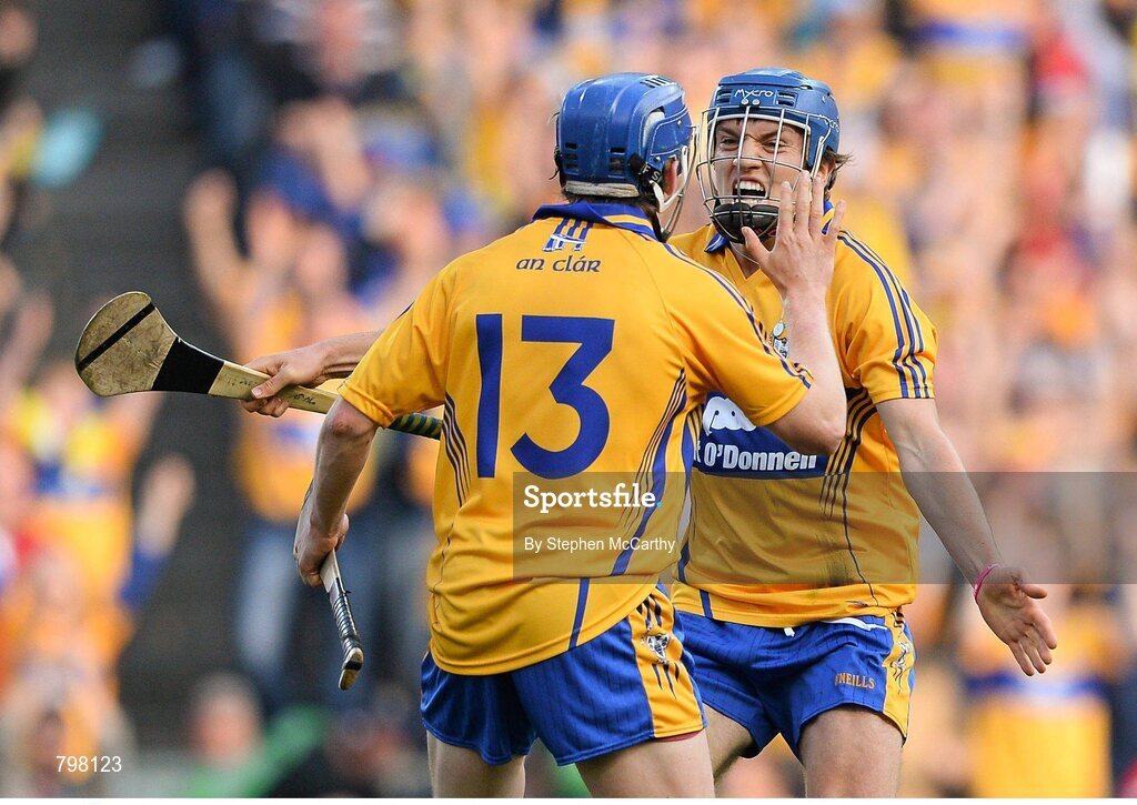 28 September 2013; Shane O'Donnell, Clare, celebrates after scoring his side's second goal with team-mate Podge Collins, 13. GAA Hurling All-Ireland Senior Championship Final Replay, Cork v Clare, Croke Park, Dublin. Picture credit: Stephen McCarthy / SPORTSFILE