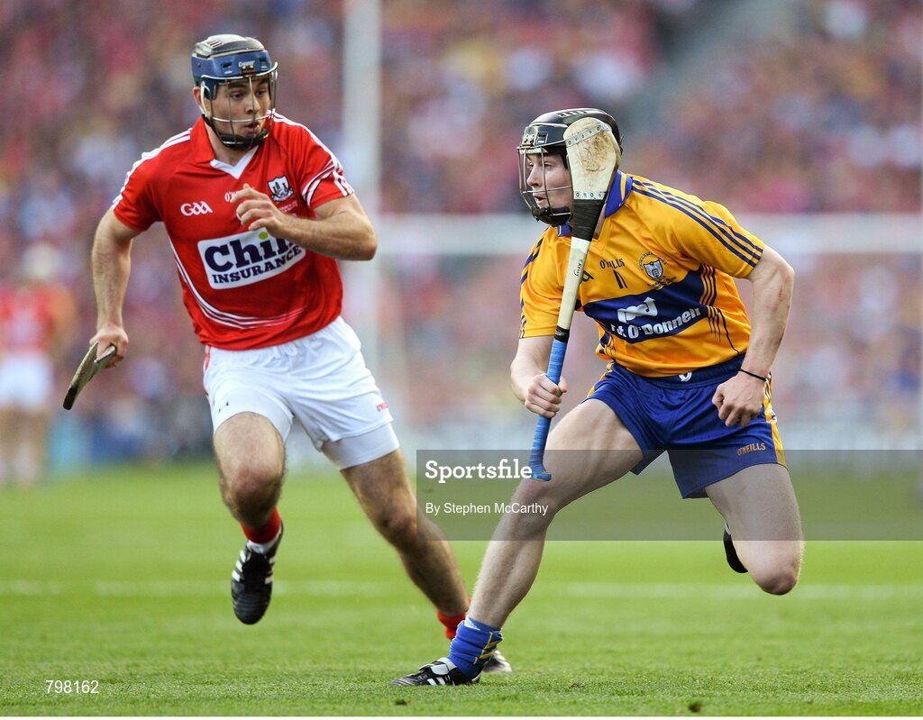 28 September 2013; Tony Kelly, Clare, in action against Christopher Joyce, Cork. GAA Hurling All-Ireland Senior Championship Final Replay, Cork v Clare, Croke Park, Dublin. Picture credit: Stephen McCarthy / SPORTSFILE