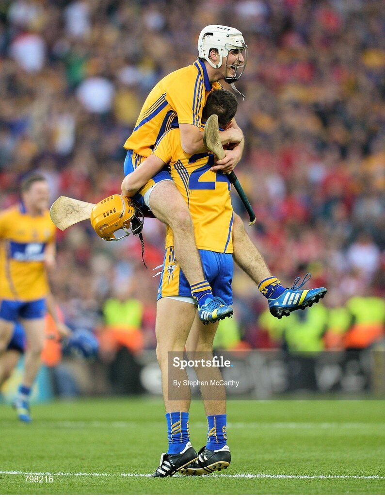28 September 2013; Clare's Patrick O'Connor is held up by Peter Duggan in celebration following their victory. GAA Hurling All-Ireland Senior Championship Final Replay, Cork v Clare, Croke Park, Dublin. Picture credit: Stephen McCarthy / SPORTSFILE