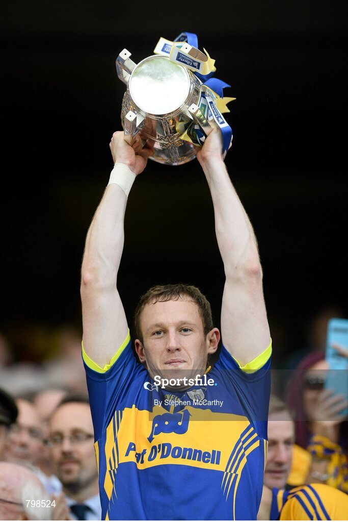 28 September 2013; Patrick Kelly, Clare, lifts the Liam MacCarthy cup. GAA Hurling All-Ireland Senior Championship Final Replay, Cork v Clare, Croke Park, Dublin. Picture credit: Stephen McCarthy / SPORTSFILE