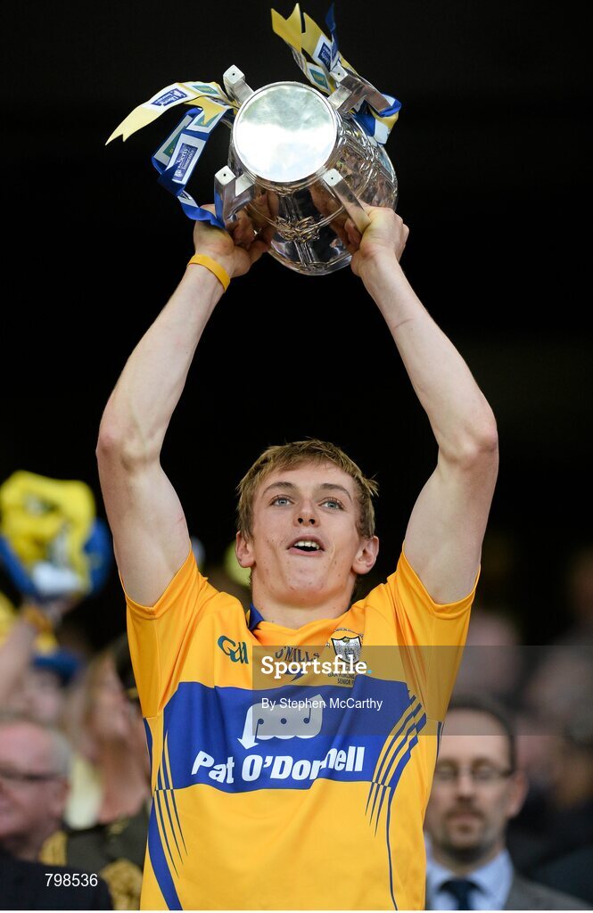 28 September 2013; David McInerney, Clare, lifts the Liam MacCarthy cup. GAA Hurling All-Ireland Senior Championship Final Replay, Cork v Clare, Croke Park, Dublin. Picture credit: Stephen McCarthy / SPORTSFILE