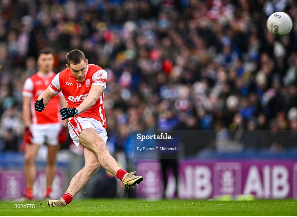 19 January 2025; Con O'Callaghan of Cuala takes a free during the AIB GAA Football All-Ireland Senior Club Championship final match between Cuala and Errigal Ciarán at Croke Park in Dublin. Photo by Piaras Ó Mídheach/Sportsfile
