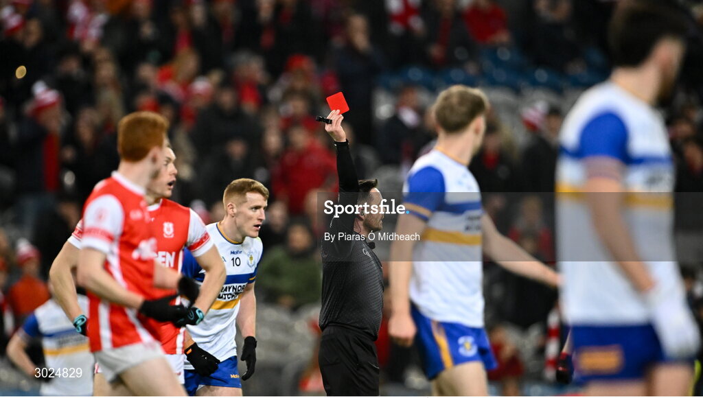 19 January 2025; Referee Paddy Neilan shows the red card to Peter Harte of Errigal Ciarán during the AIB GAA Football All-Ireland Senior Club Championship final match between Cuala and Errigal Ciarán at Croke Park in Dublin. Photo by Piaras Ó Mídheach/Sportsfile