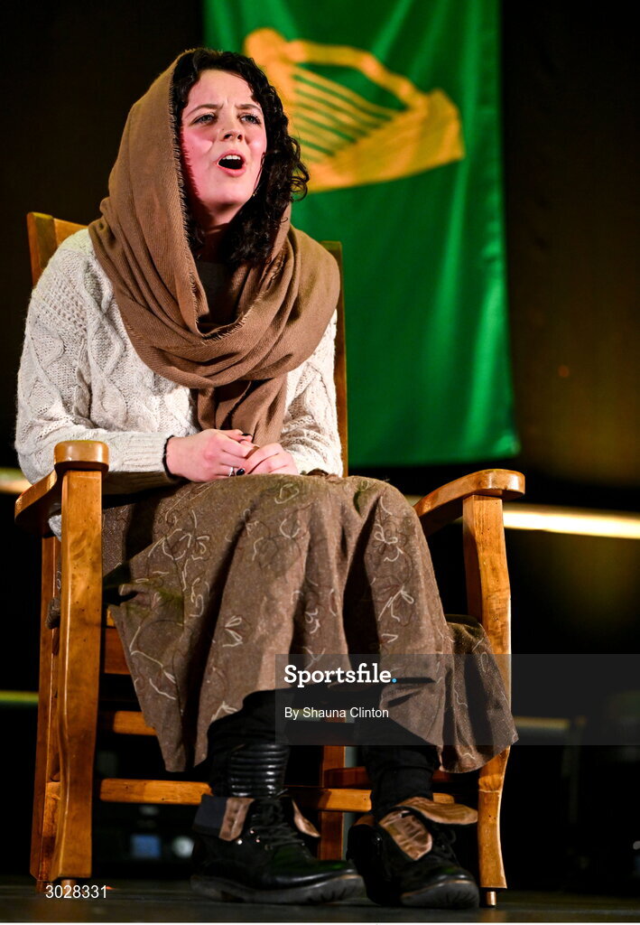 25 January 2025; Alanna Nic Carrghamhna of Na Dúnta, representing Westmeath and Leinster, in the Aithriseoireacht/ Scéalaíocht competition during the Scór na nÓg 2024-25 All-Ireland Finals at the Hillgrove Hotel, Monaghan. Photo by Shauna Clinton/Sportsfile