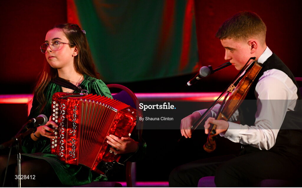 25 January 2025; The CLG na Croise Báine team, including Niamh Nic Fhearaigh, Annie Nic Fhearaigh, Marta Nic Eoghain, Felix Mac Eoghain and Mánas Mac Searraigh, representing Armagh and Ulster, in the Ceol Uirlise competition during the Scór na nÓg 2024-25 All-Ireland Finals at the Hillgrove Hotel, Monaghan. Photo by Shauna Clinton/Sportsfile