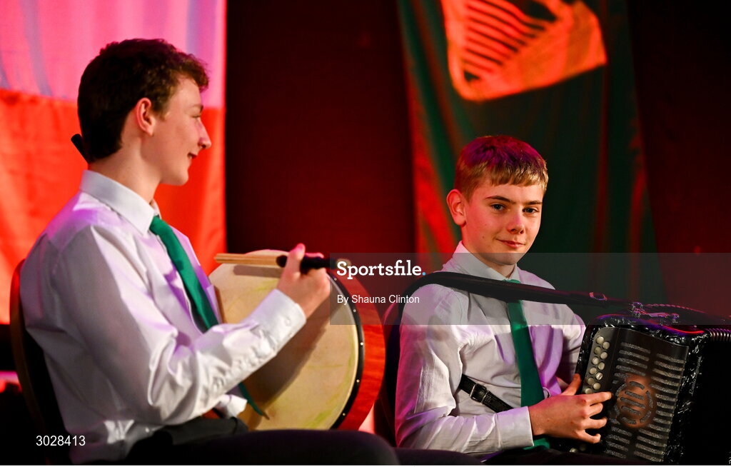 25 January 2025; The Teampall Doire Fr. Kenyon CLG team, including Tadhg Murphy, Donnacha Browne, Benji Browne, Daithi Kenedy and Olivia Tarrant, representing Tipperary and Munster, in the Ceol Uirlise competition during the Scór na nÓg 2024-25 All-Ireland Finals at the Hillgrove Hotel, Monaghan. Photo by Shauna Clinton/Sportsfile