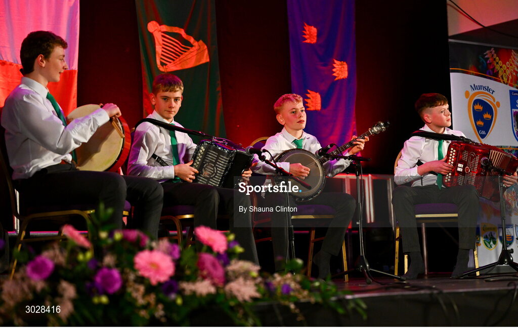 25 January 2025; The Teampall Doire Fr. Kenyon CLG team, including Tadhg Murphy, Donnacha Browne, Benji Browne, Daithi Kenedy and Olivia Tarrant, representing Tipperary and Munster, in the Ceol Uirlise competition during the Scór na nÓg 2024-25 All-Ireland Finals at the Hillgrove Hotel, Monaghan. Photo by Shauna Clinton/Sportsfile