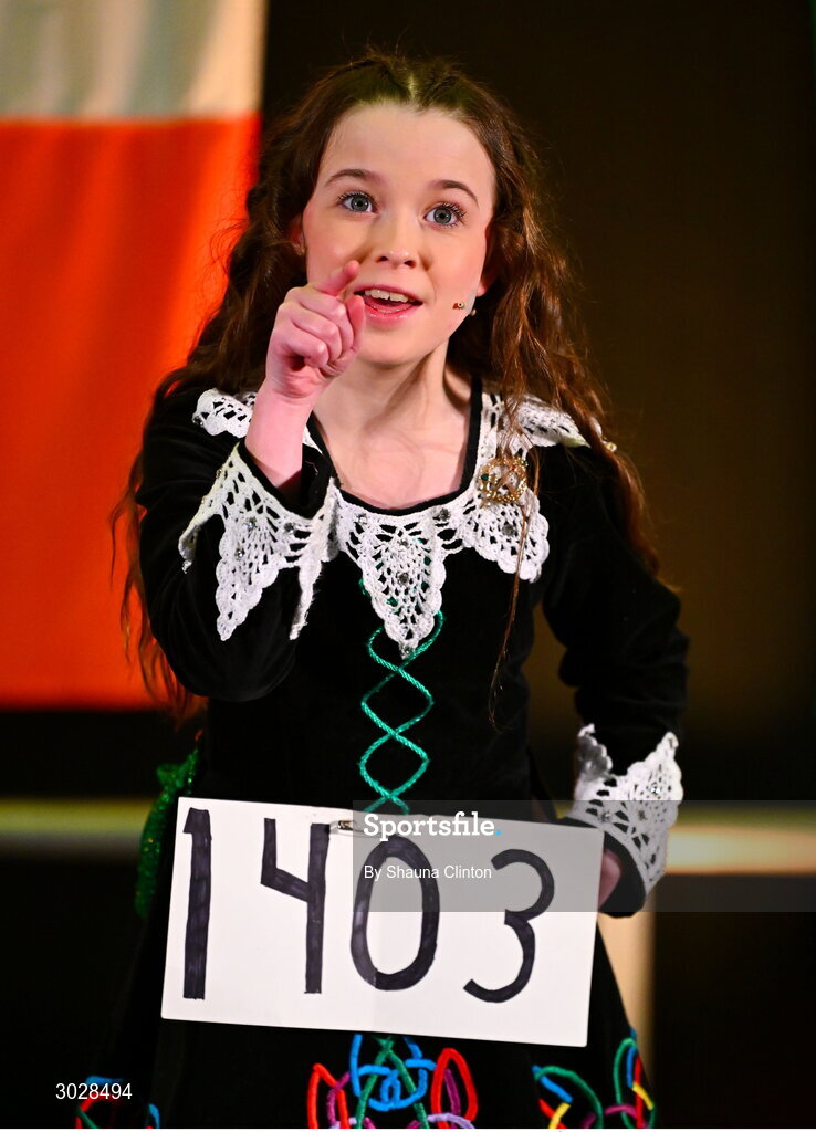 25 January 2025; Enya Ní Dhoinnléibhín of Clann na nGael, representing Armagh and Ulster, in the Aithriseoireacht/ Scéalaíocht competition during the Scór na nÓg 2024-25 All-Ireland Finals at the Hillgrove Hotel, Monaghan. Photo by Shauna Clinton/Sportsfile