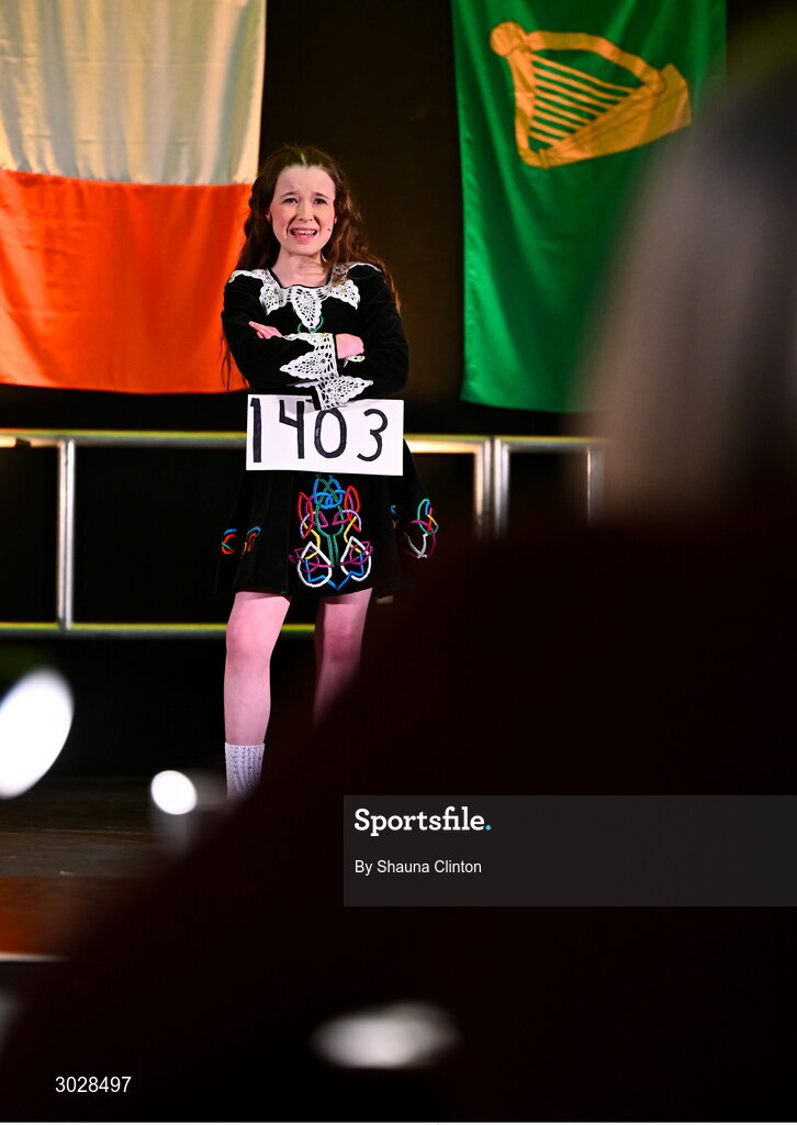 25 January 2025; Enya Ní Dhoinnléibhín of Clann na nGael, representing Armagh and Ulster, in the Aithriseoireacht/ Scéalaíocht competition during the Scór na nÓg 2024-25 All-Ireland Finals at the Hillgrove Hotel, Monaghan. Photo by Shauna Clinton/Sportsfile