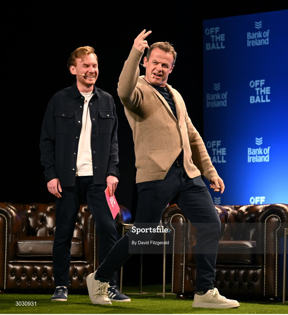 29 January 2025; (EDITORS NOTE: Image contains profanity) Former England rugby player Austin Healey and presenter Eoin Sheahan during a special Off the Ball Roadshow event at the Olympia Theatre in Dublin. Photo by David Fitzgerald/Sportsfile