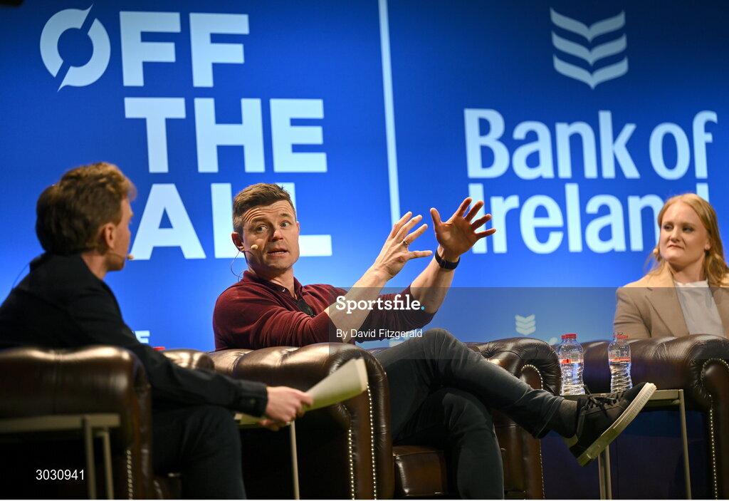 29 January 2025; Former Ireland and Leinster rugby player Brian O'Driscoll, centre, Ireland women's rugby player Aoife Wafer and presenter Eoin Sheahan during a special Off the Ball Roadshow event at the Olympia Theatre in Dublin. Photo by David Fitzgerald/Sportsfile