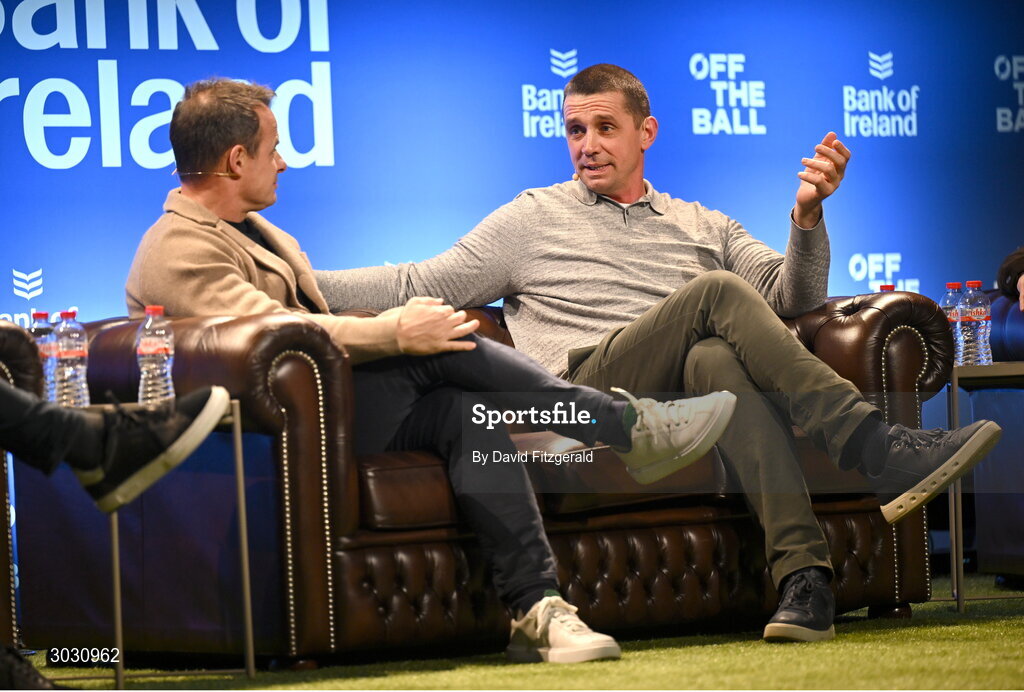 29 January 2025; Former Ireland and Munster rugby player Alan Quinlan, right, and former England rugby player Austin Healey during a special Off the Ball Roadshow event at the Olympia Theatre in Dublin. Photo by David Fitzgerald/Sportsfile