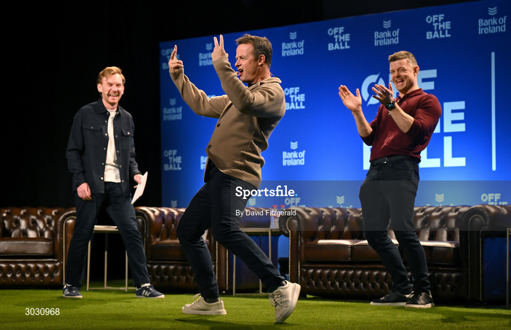 29 January 2025; (EDITORS NOTE: Image contains profanity) Former England rugby player Austin Healey, centre, former Ireland and Leinster rugby player Brian O'Driscoll, right, and presenter Eoin Sheahan during a special Off the Ball Roadshow event at the Olympia Theatre in Dublin. Photo by David Fitzgerald/Sportsfile