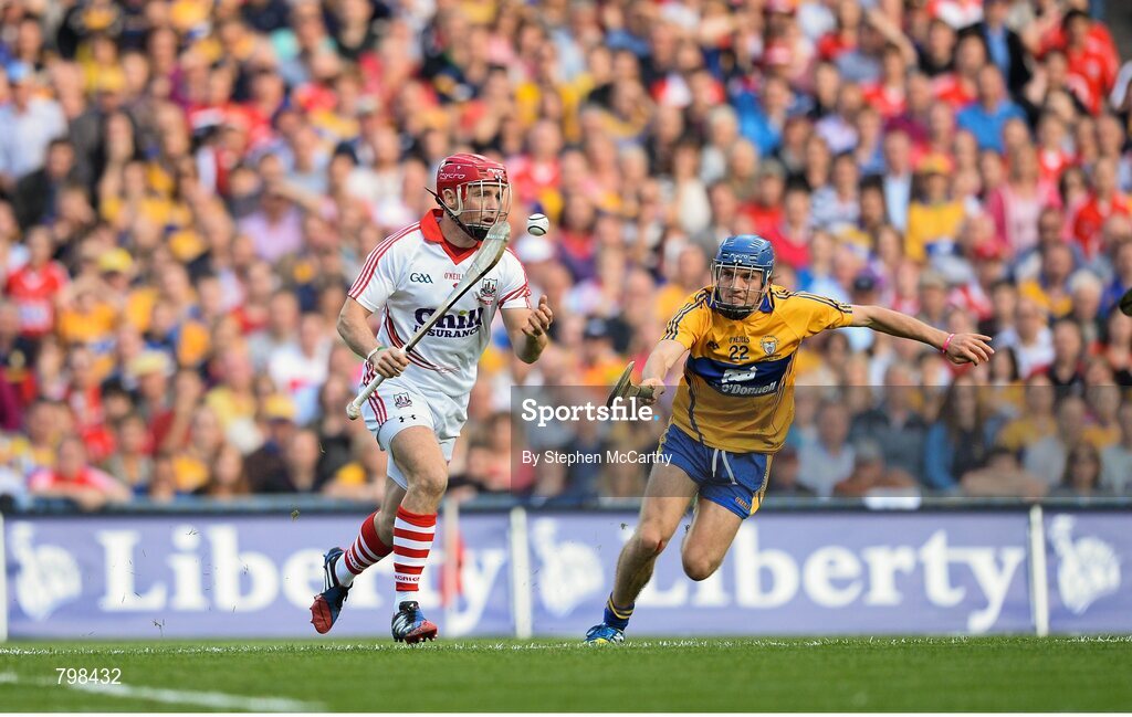 28 September 2013; Anthony Nash, Cork, in action against Shane O'Donnell, Clare. GAA Hurling All-Ireland Senior Championship Final Replay, Cork v Clare, Croke Park, Dublin. Picture credit: Stephen McCarthy / SPORTSFILE