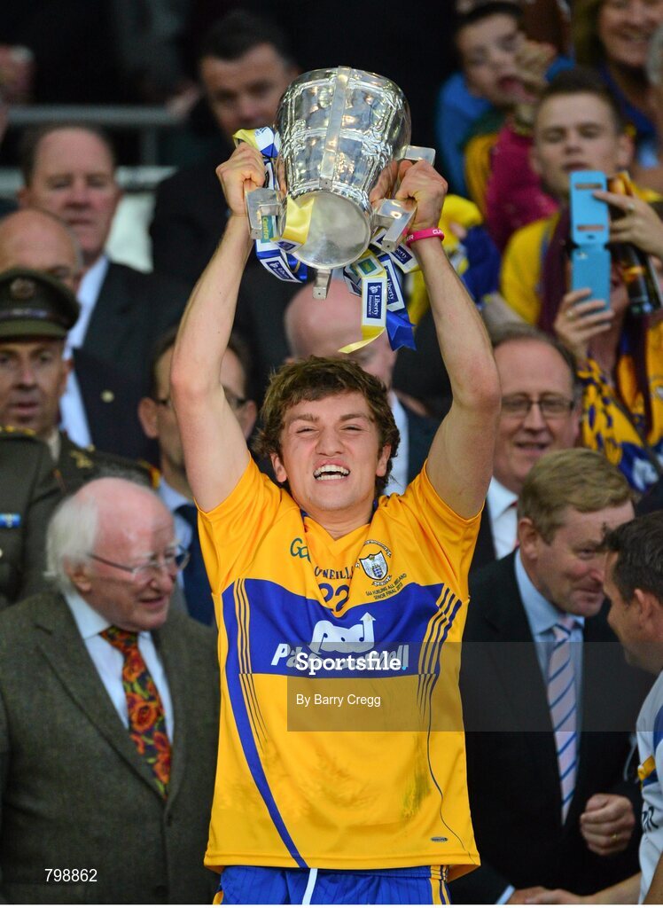 28 September 2013; Shane O'Donnell, Clare, lifts the Liam MacCarthy cup after the game. GAA Hurling All-Ireland Senior Championship Final Replay, Cork v Clare, Croke Park, Dublin. Picture credit: Barry Cregg / SPORTSFILE