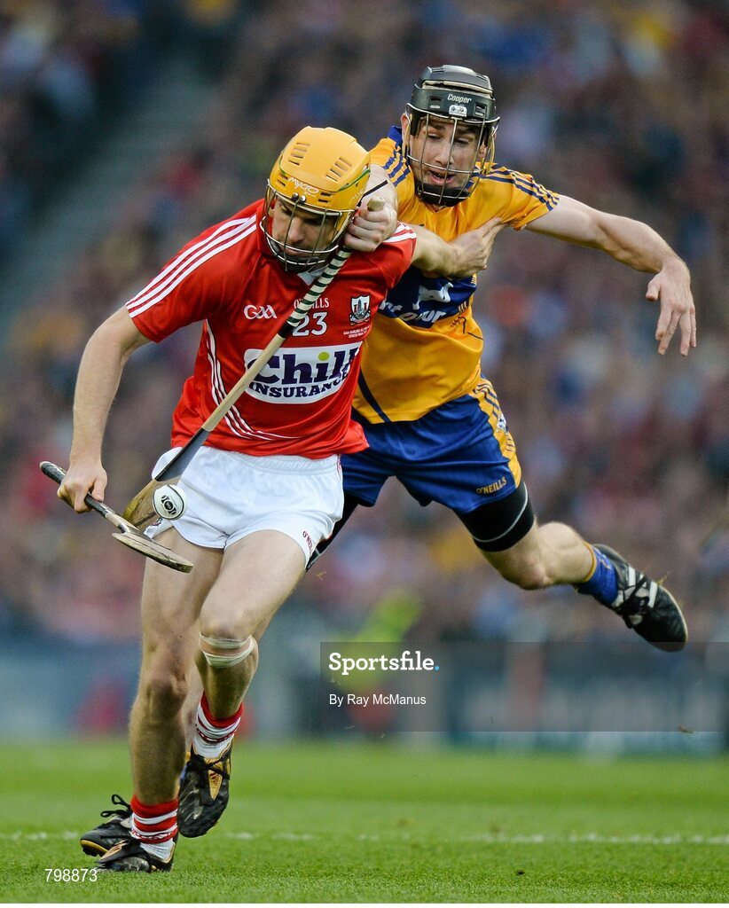28 September 2013; Cathal Naughton, Cork, in action against Patrick Donnellan, Clare. GAA Hurling All-Ireland Senior Championship Final Replay, Cork v Clare, Croke Park, Dublin. Picture credit: Ray McManus / SPORTSFILE